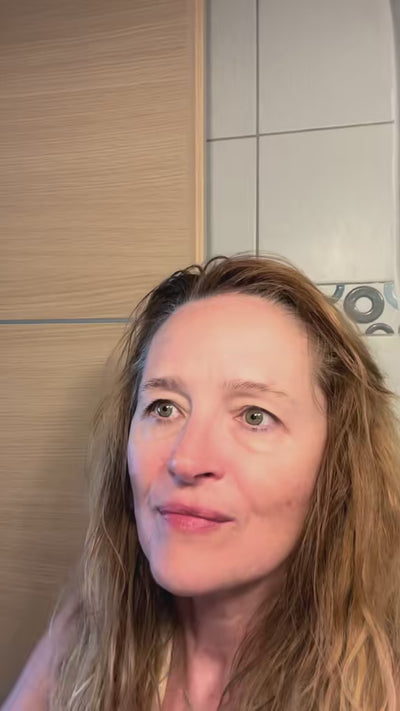 Video explaining how ReCalm Beauty Balm acts as a multi-purpose one-pot wonder for healthy skin and natural barrier repair.